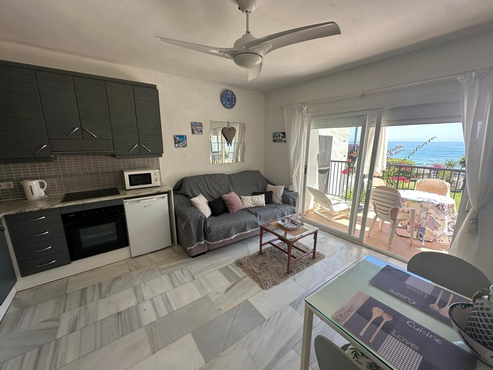 Apartment Sun Of Andalucia In First Beach Line With View On Africa Sitio de Calahonda Extérieur photo